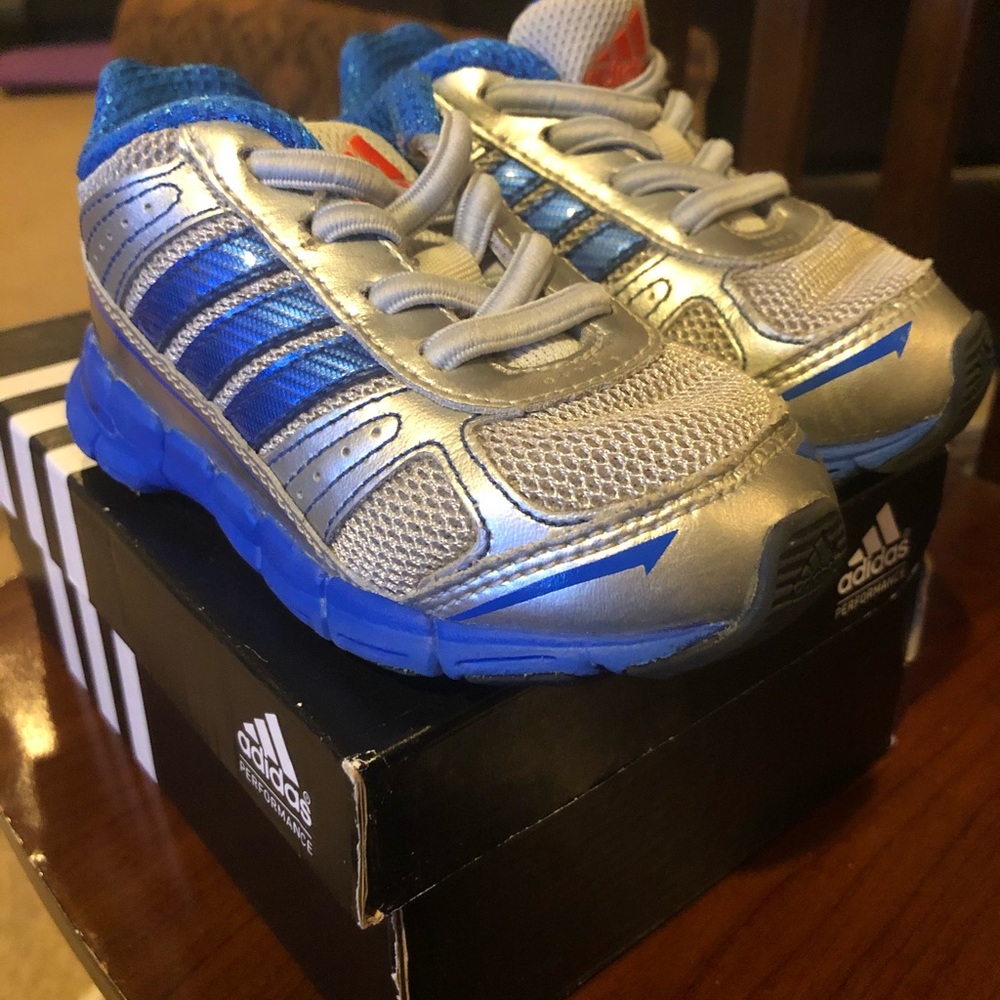 New Adidas slip on toddler sneaker